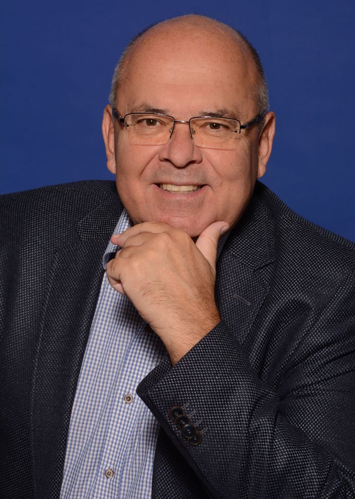 Varjú a karón Csuri Ferenc, a Ferzit Kft. alapító ügyvezetője