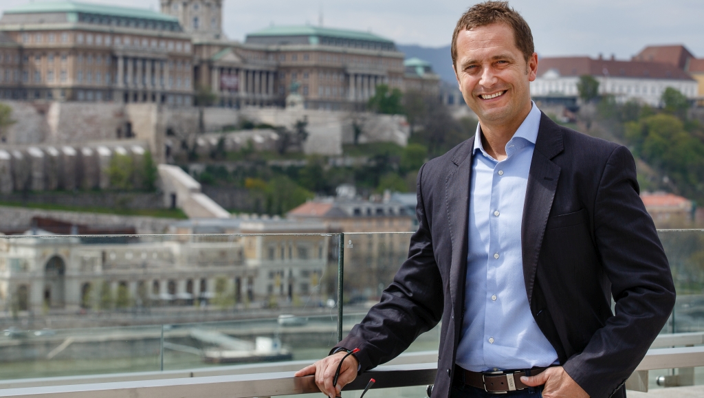 Dienes-Oehm Tivadar, 365 üzleti történet, Dell-EMC Hungary