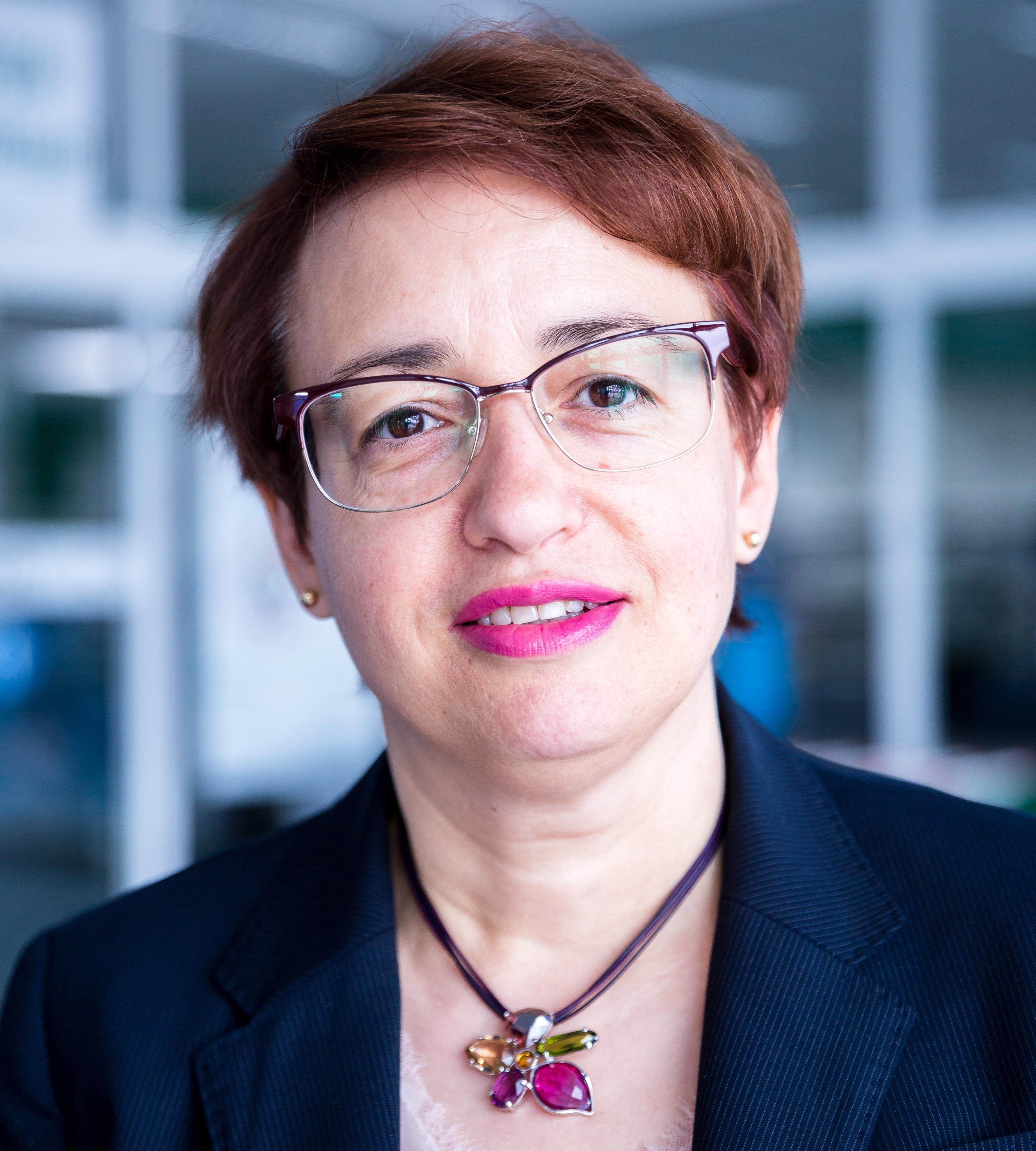 Körberagyogni a hibázót Dimitrova Dessislava, 365 üzleti történet