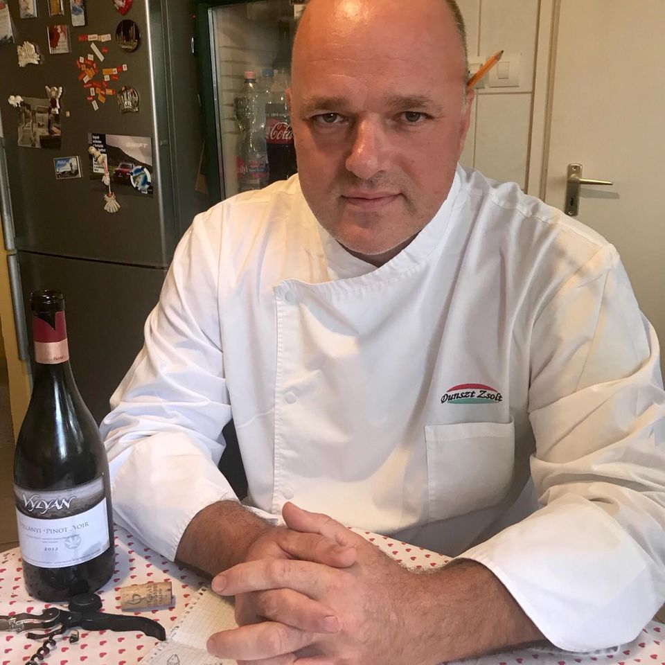 Mesterszakács az önfenntartó tanyán Dunszt Zsolt séf, a Mangalard Kft. tulajdonosa, Aranykalászos gazda