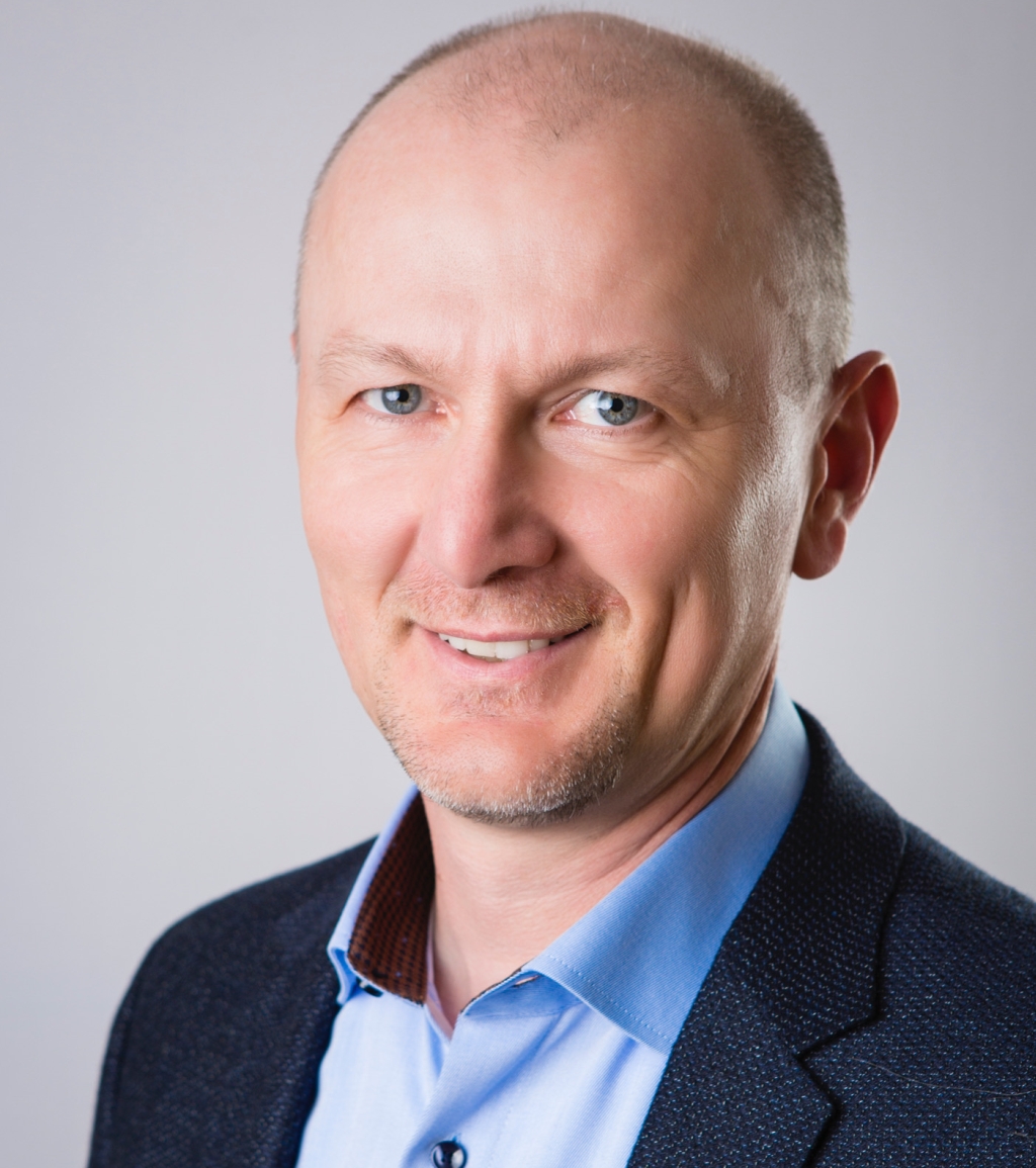 Gellér Róbert, 365 üzleti történet