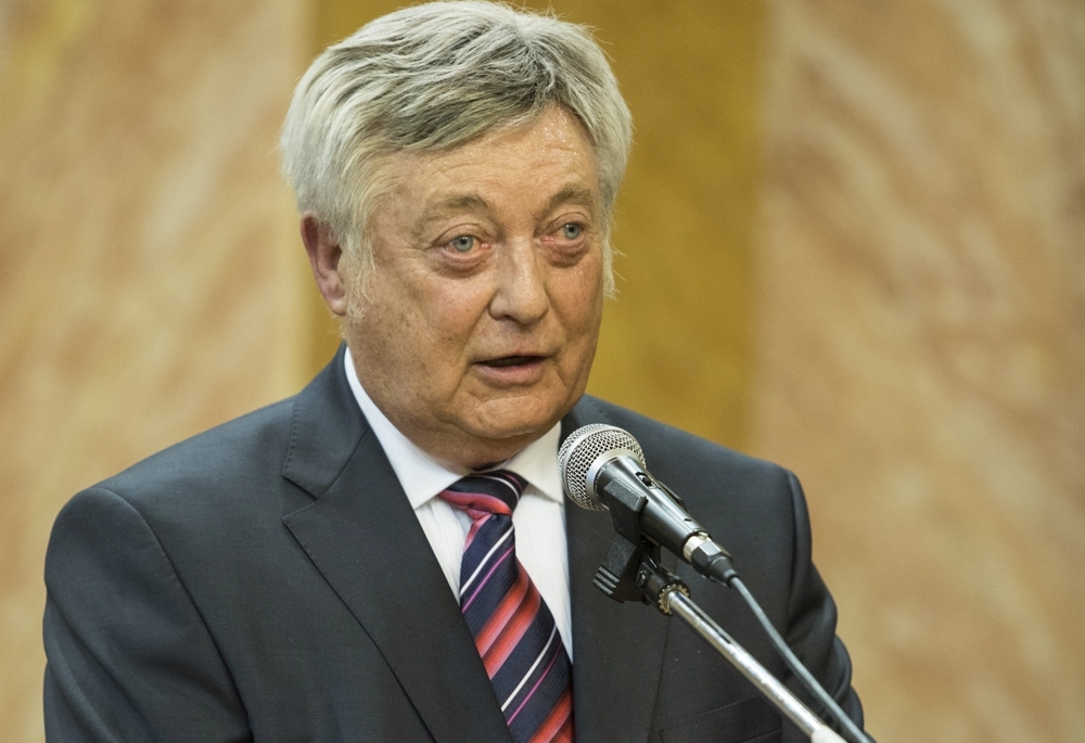 Az ember, aki egy dollárért adta el a szállodáját Harmati László, 365 üzleti történet