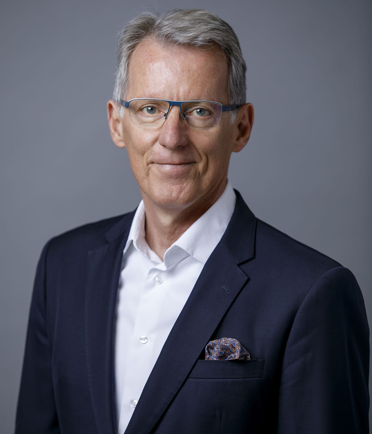 dr. Hárskuti János, a Milton Friedman Egyetem docense