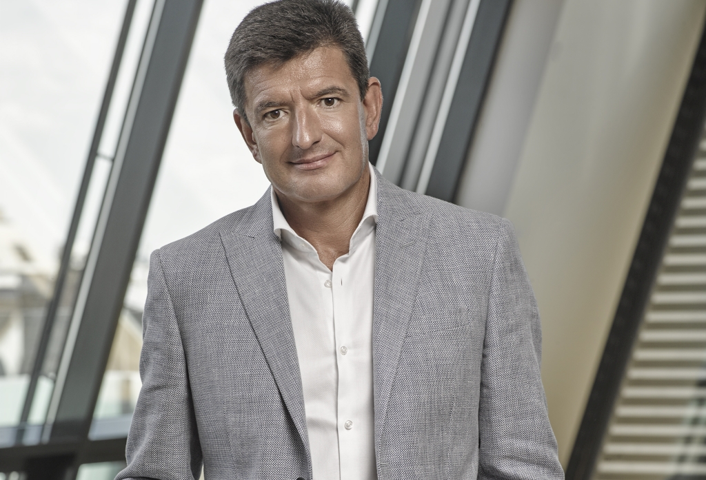 Jamniczky Zsolt, E.ON, 365 üzleti történet