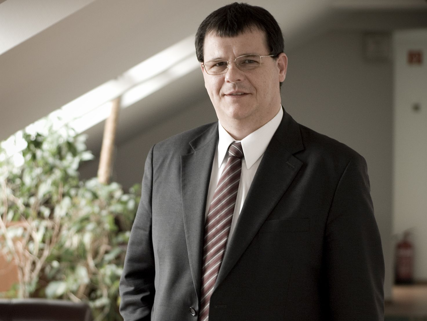 Mária néni, a takarító igazsága Jókai István, 365 üzleti történet