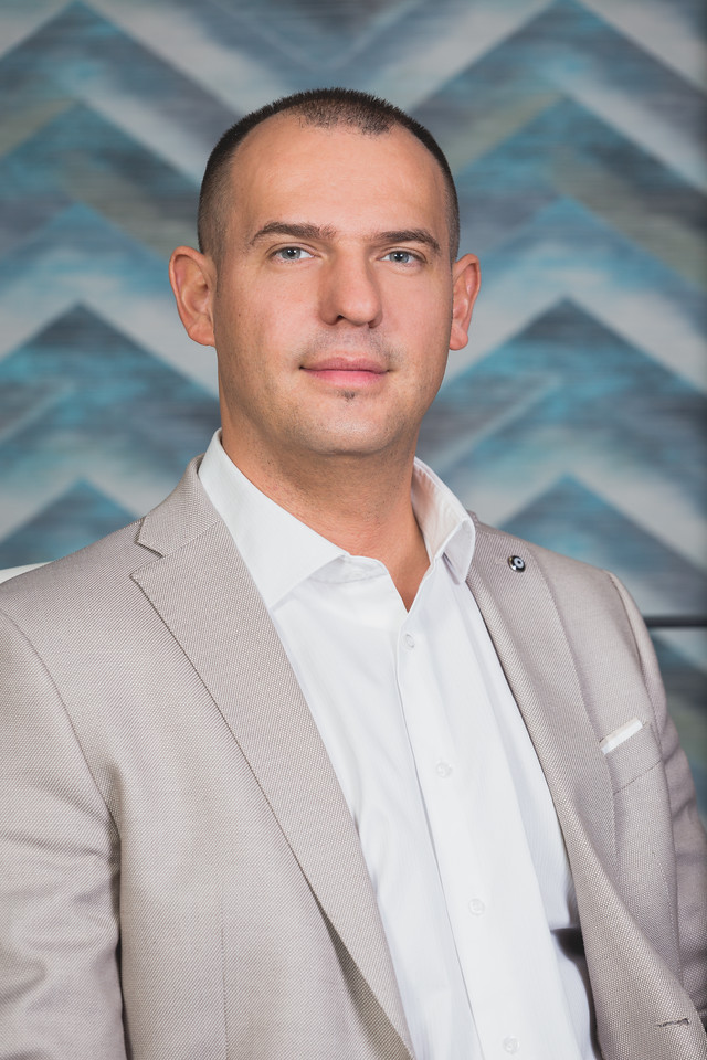 Kiss Péter, a Bau Dekor Kft alapító ügyvezetője Kiss Péter, a Bau Dekor Kft alapító ügyvezetője