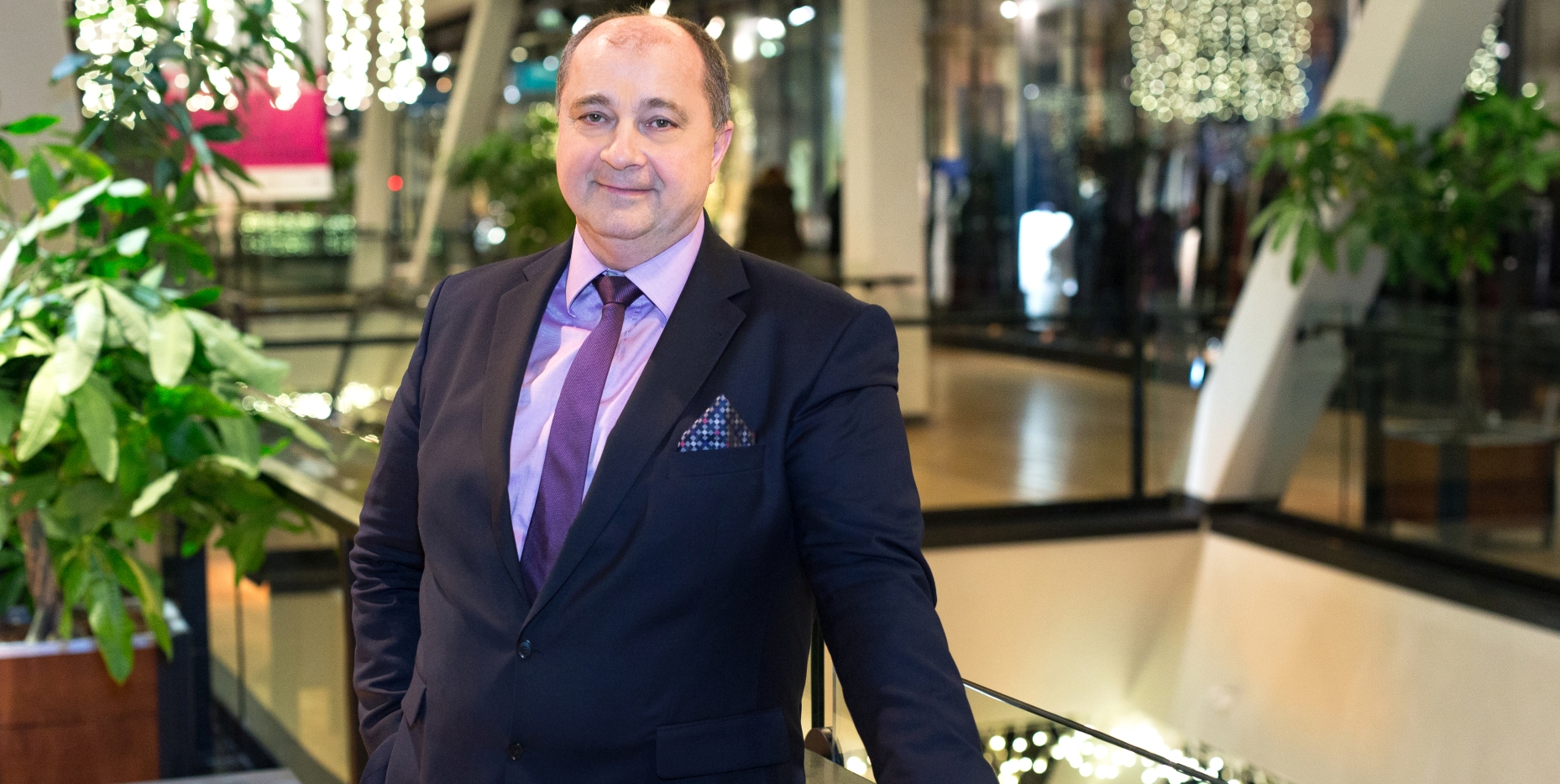 365 üzleti történet, Kovács László, La Fiesta