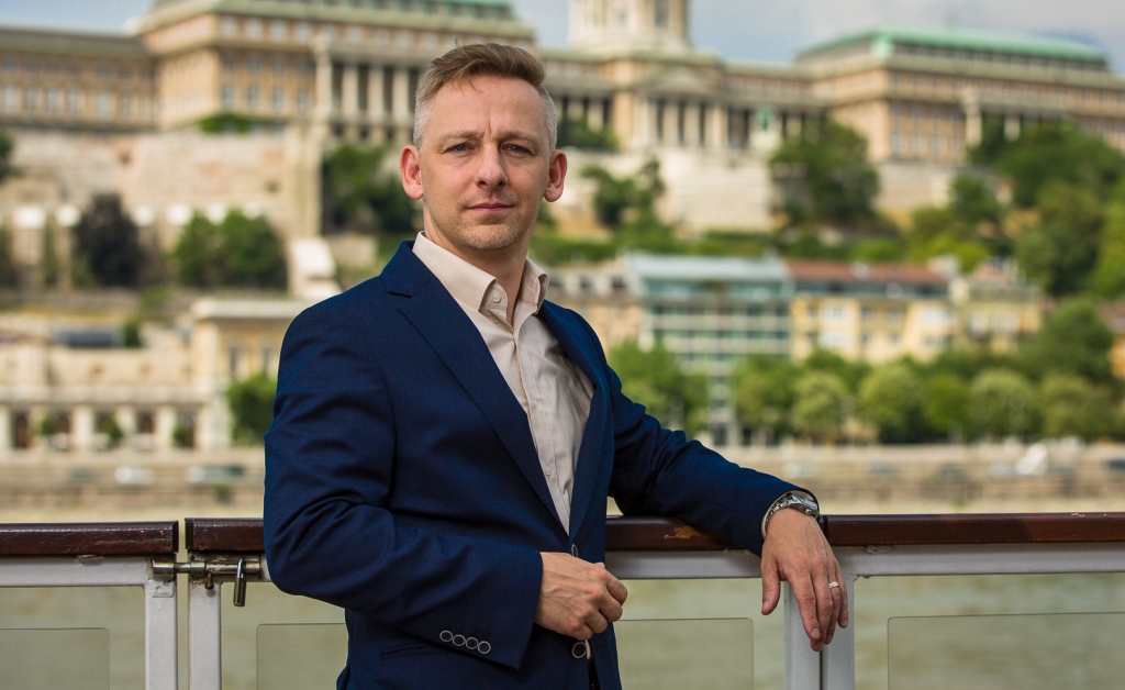 Mészáros György, 365 üzleti történet, MVÜK