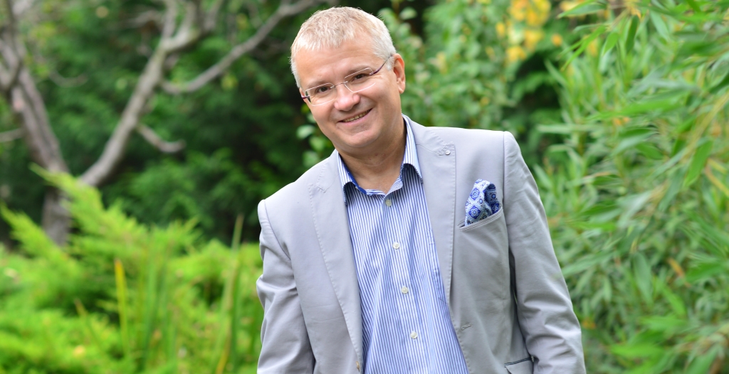 Móré Attila,365 üzleti történet