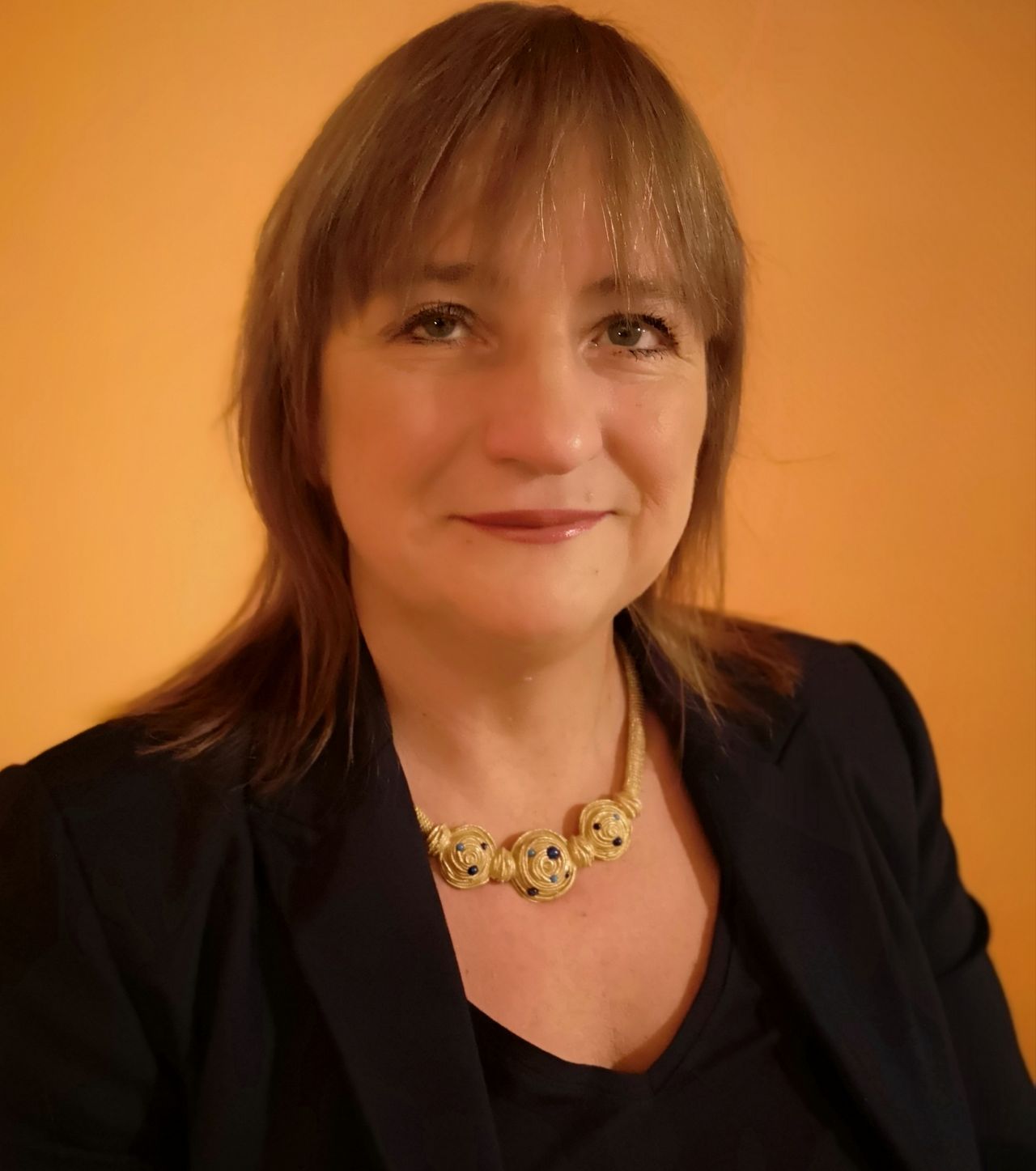 Ön hogyan döntött volna? Mosnier Zsuzsanna, 365 üzleti történet