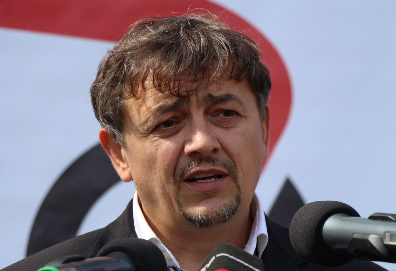 Neuzer András, 365 üzleti történet