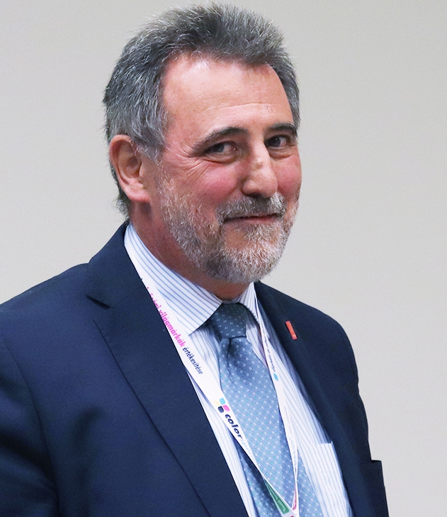 365 üzleti történet, Pesti Sándor