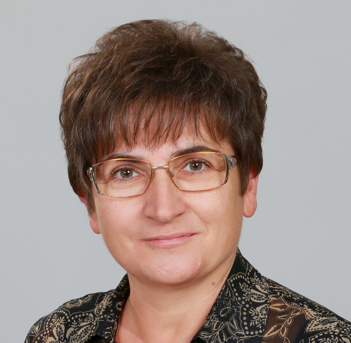 Sólyomné Greskó Éva, 365 üzleti történet