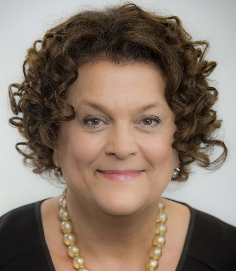 A globális listák megváltoztathatók Szabó Eszter, a Nők/Üzlet/Angyalok Egyesület alapító elnöke