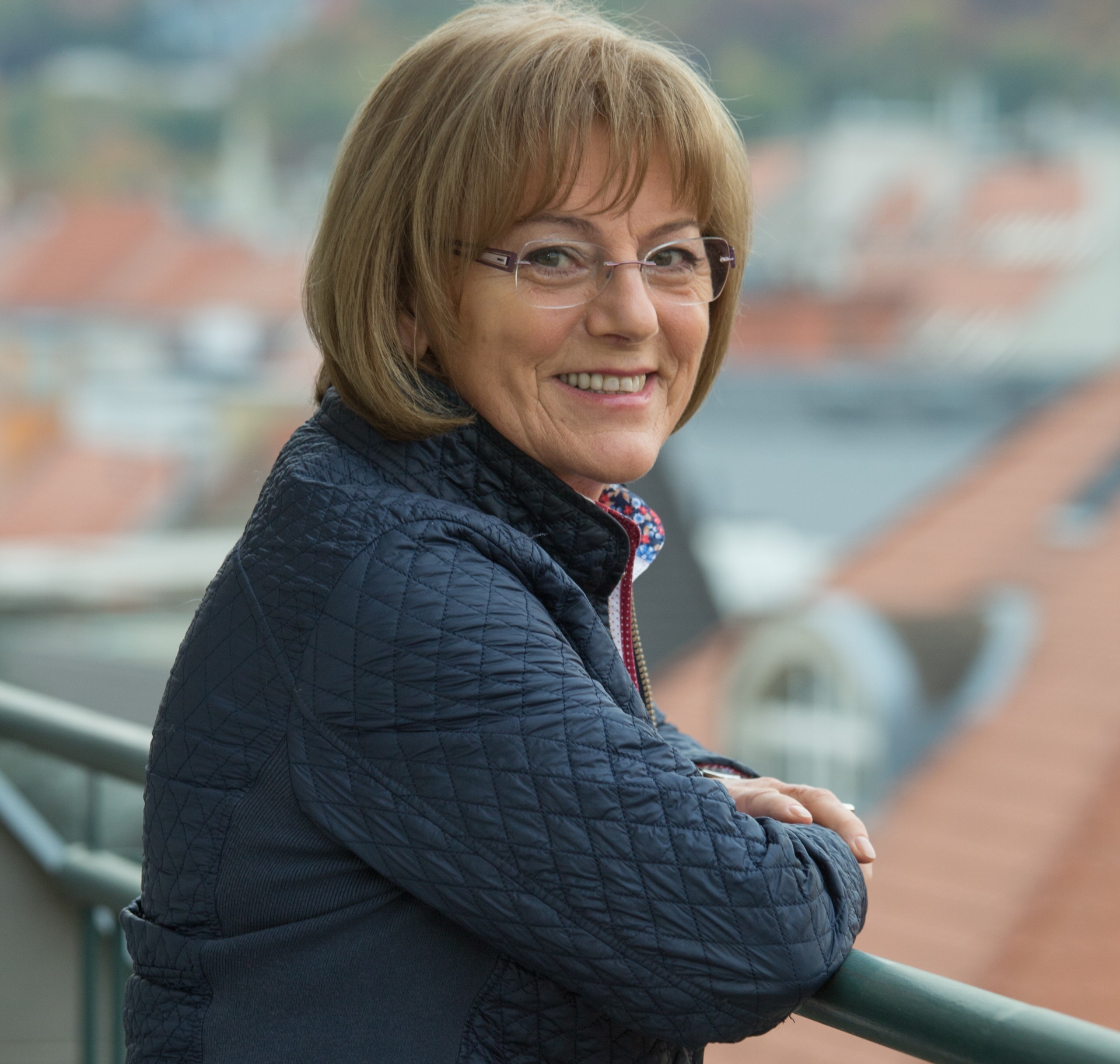 Gyors, ösztönös válaszok 365 üzleti történet, Széles Anikó