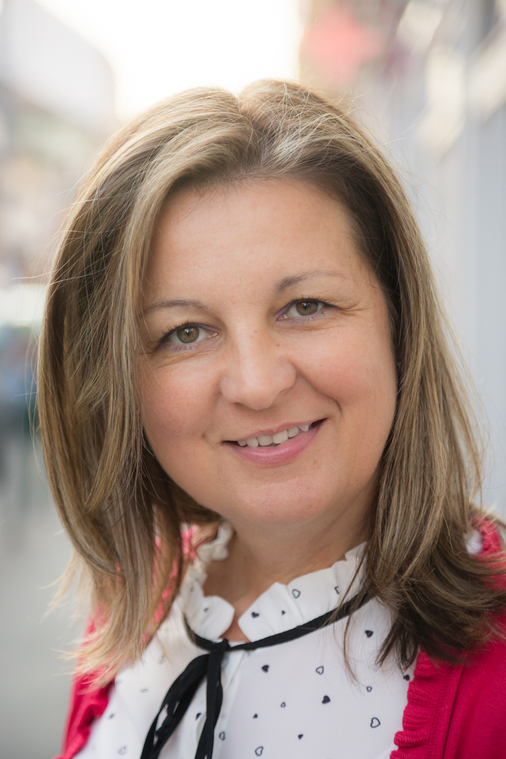 cégvásárlás, Personnel Leasing Kft.,Tóth Mónika