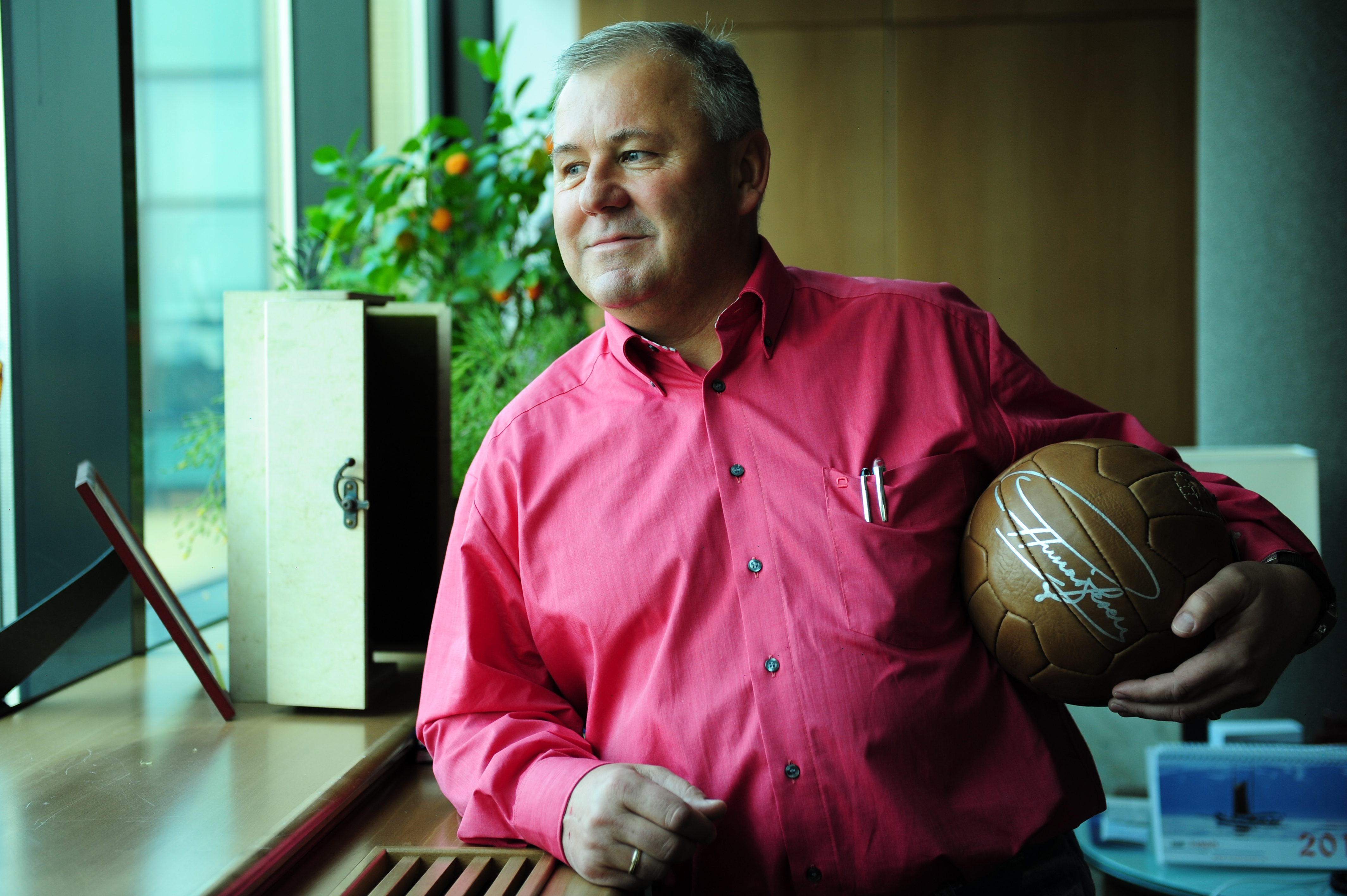 365 üzleti történet,Varga Mihály, KÉSZ