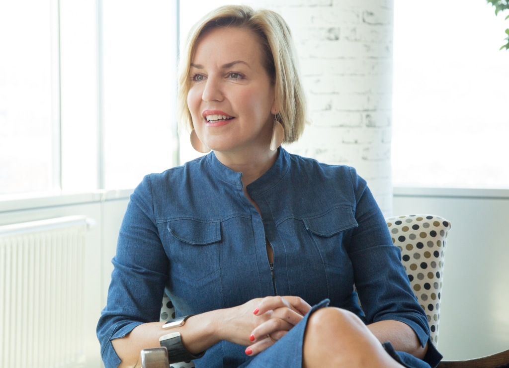 Az a baj... Zolnay Judit, 365 üzleti történet, MetLife