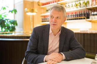 Chris Mattheisen,váltás, vállalkozás