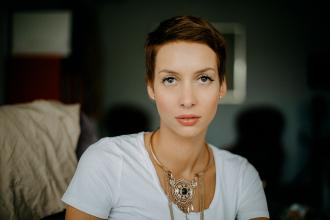 Sotheby’s árverés, magyar képzőművészek,Nagy Boglárka