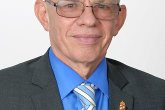 Aki mer, az nyer Prof. Dr. Borbély Attila, a Debreceni Egyetem egyetemi tanára