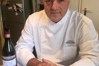 Mesterszakács az önfenntartó tanyán Dunszt Zsolt séf, a Mangalard Kft. tulajdonosa, Aranykalászos gazda