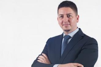 Gulyás Péter, Quadron, 365 üzleti történet