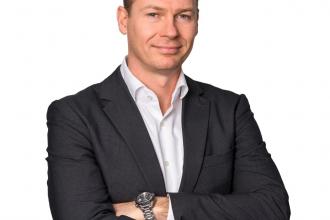 Biztosból a bizonytalanba Juhász Csongor, a Prohuman 2004 Kft. ügyvezető igazgatója