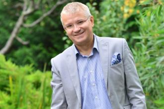 Móré Attila,365 üzleti történet