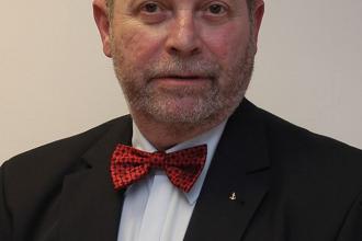 Targoncát vezet a csokornyakkendős főnök Pető Ernő, 365 üzleti történet 2.