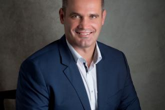 365 üzleti történet, Pődör Csaba