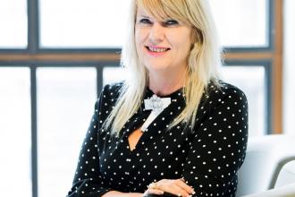 Lexi társa Tungi lett dr. Ritter Marianna, az iLex Systems Zrt. vezérigazgatója