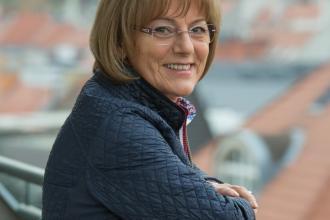 Gyors, ösztönös válaszok 365 üzleti történet, Széles Anikó