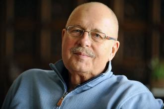 Bankalapítás, félmaszekban Tömpe István, egykori pénzügyminiszter helyettes, a Földhitel és Jelzálogbank, majd a MÁV volt elnök